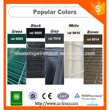 hot sale!!! factory supplier light green folded wire mesh fence